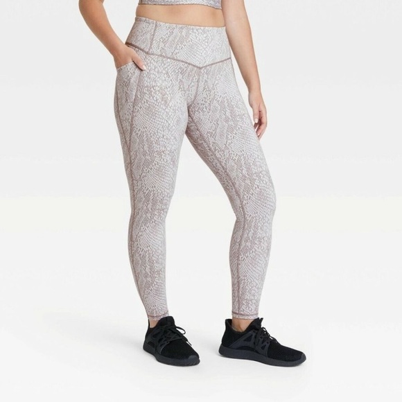 All In Motion Women's Snake Print Jacquard Leggings, Size Medium - Picture 1 of 16